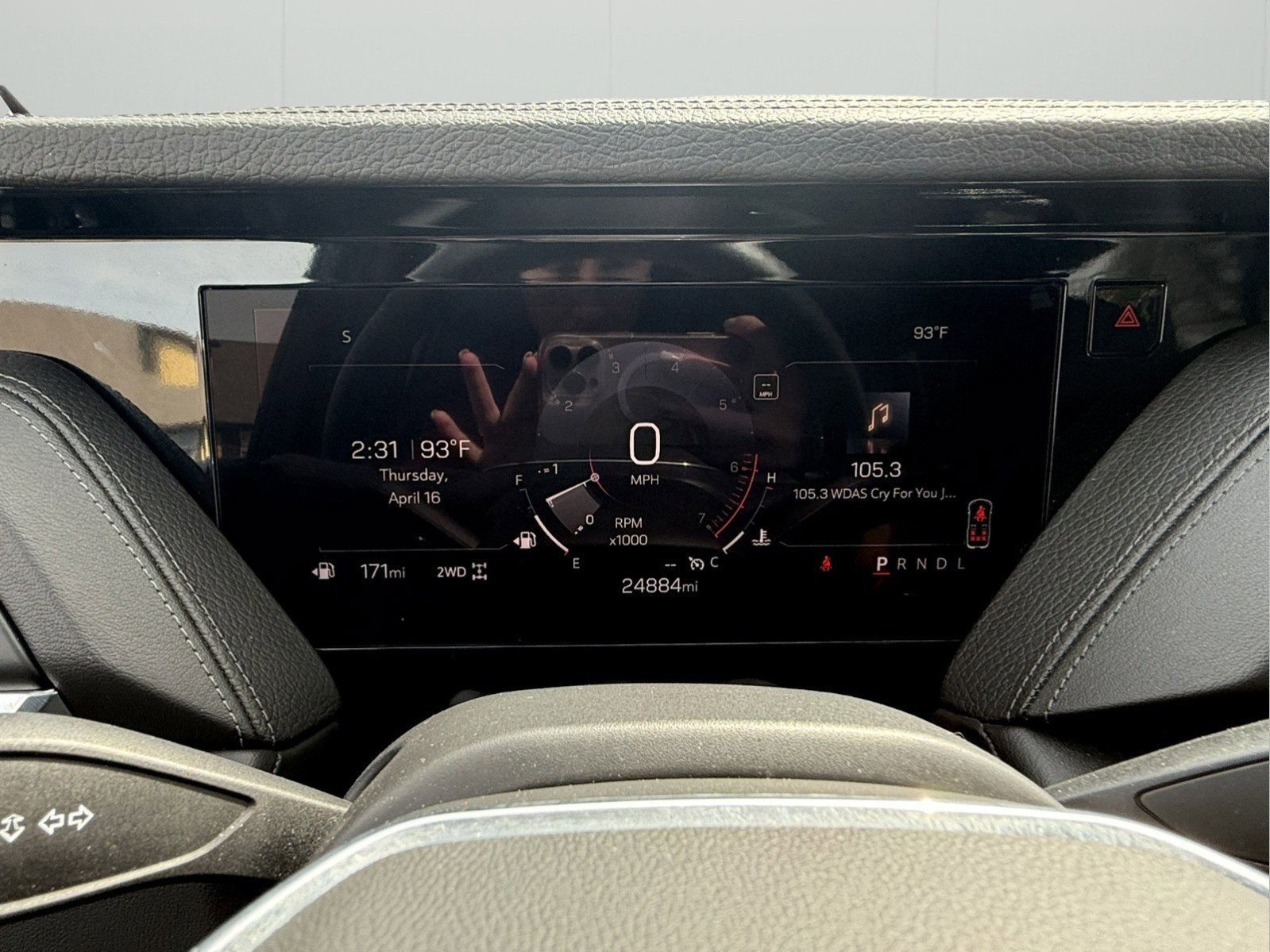 Certified 2025 GMC Yukon Denali AWD/4WD image 18