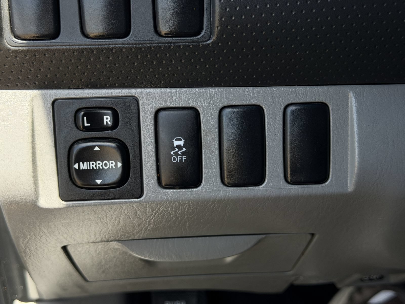 Used 2012 Toyota Tacoma PreRunner w/ SR5 Pkg RWD image 23
