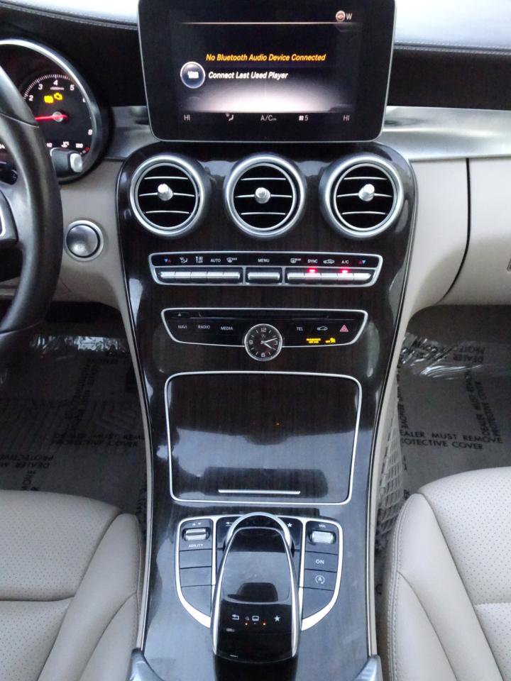Used 2015 Mercedes-Benz C 300 4MATIC Sedan image 17