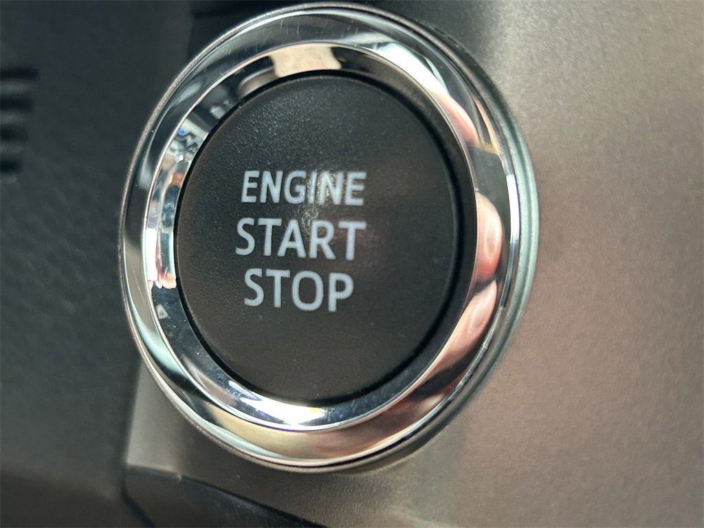 Certified 2020 Toyota Tacoma Limited image 33