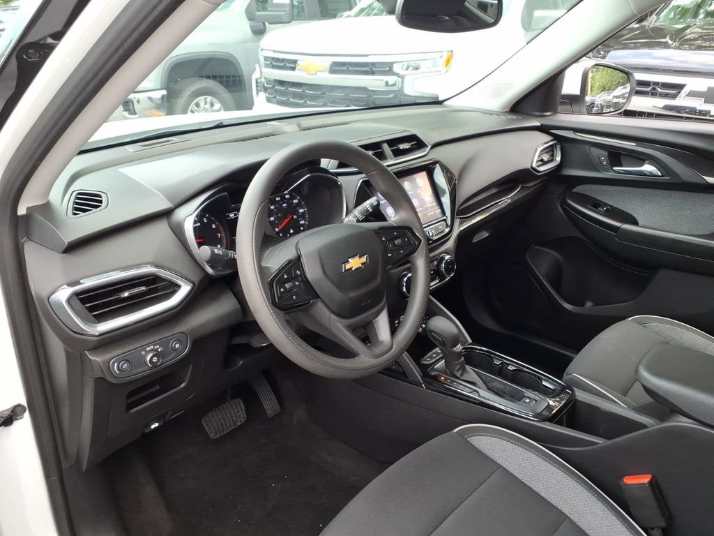 Certified 2021 Chevrolet TrailBlazer LT w/ Convenience Package AWD/4WD image 12