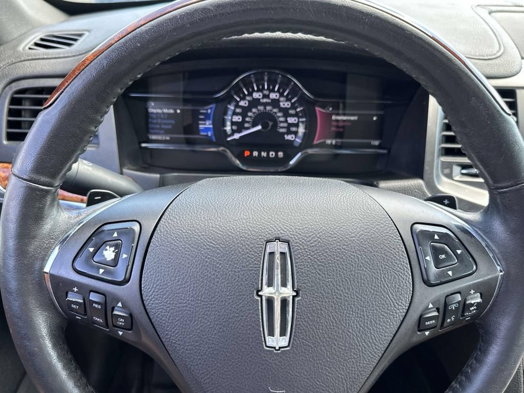 Used 2015 Lincoln MKS AWD w/ Equipment Group 101A image 22