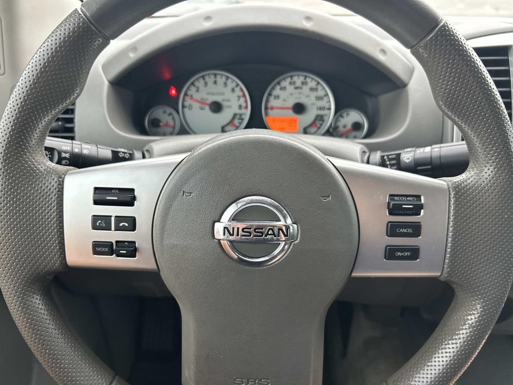 Used 2018 Nissan Frontier SV RWD image 32