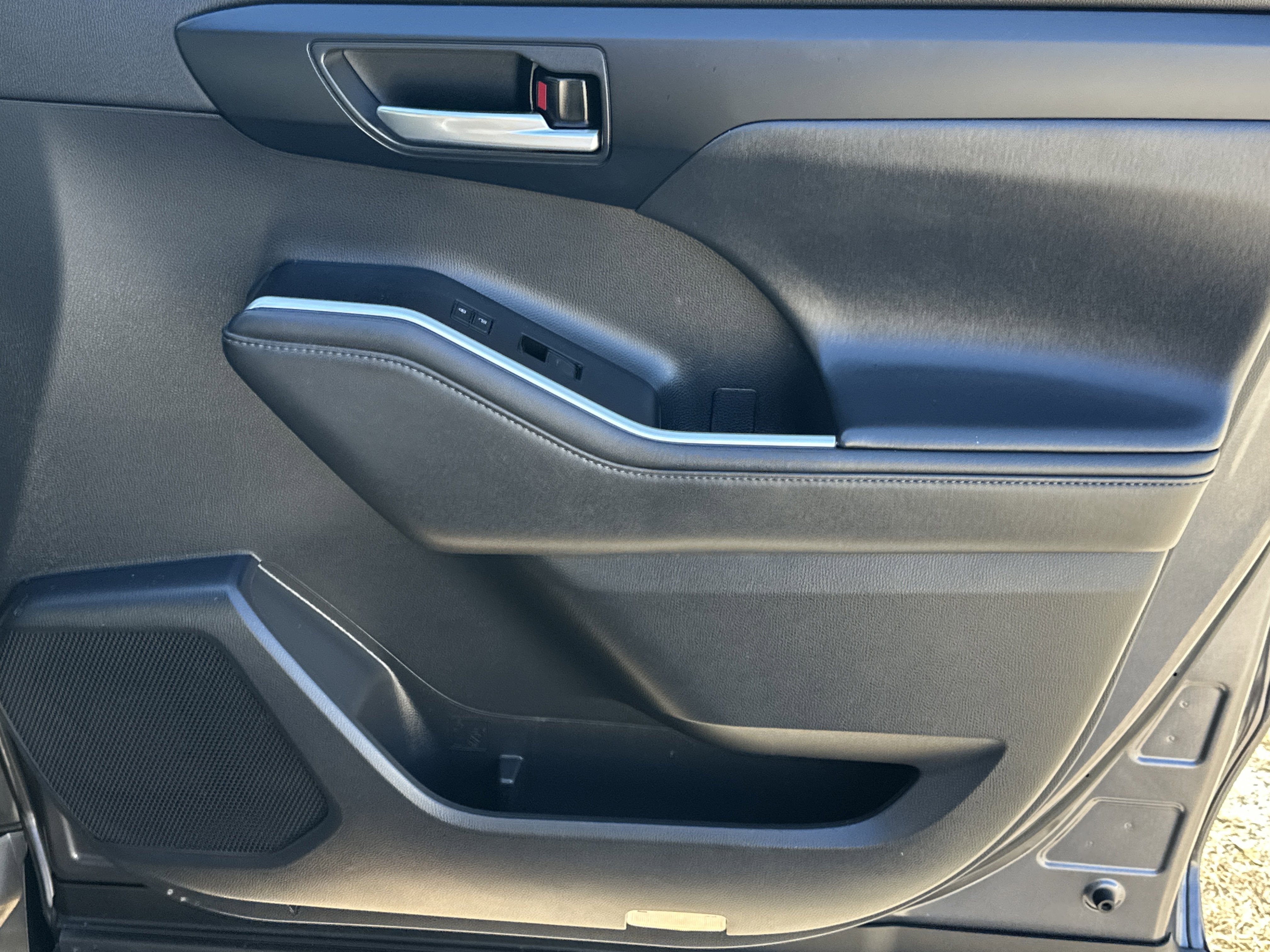 Used 2021 Toyota Highlander XSE image 14