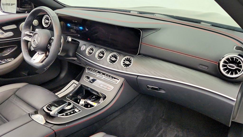 Used 2023 Mercedes-Benz E 53 AMG 4MATIC Cabriolet image 26