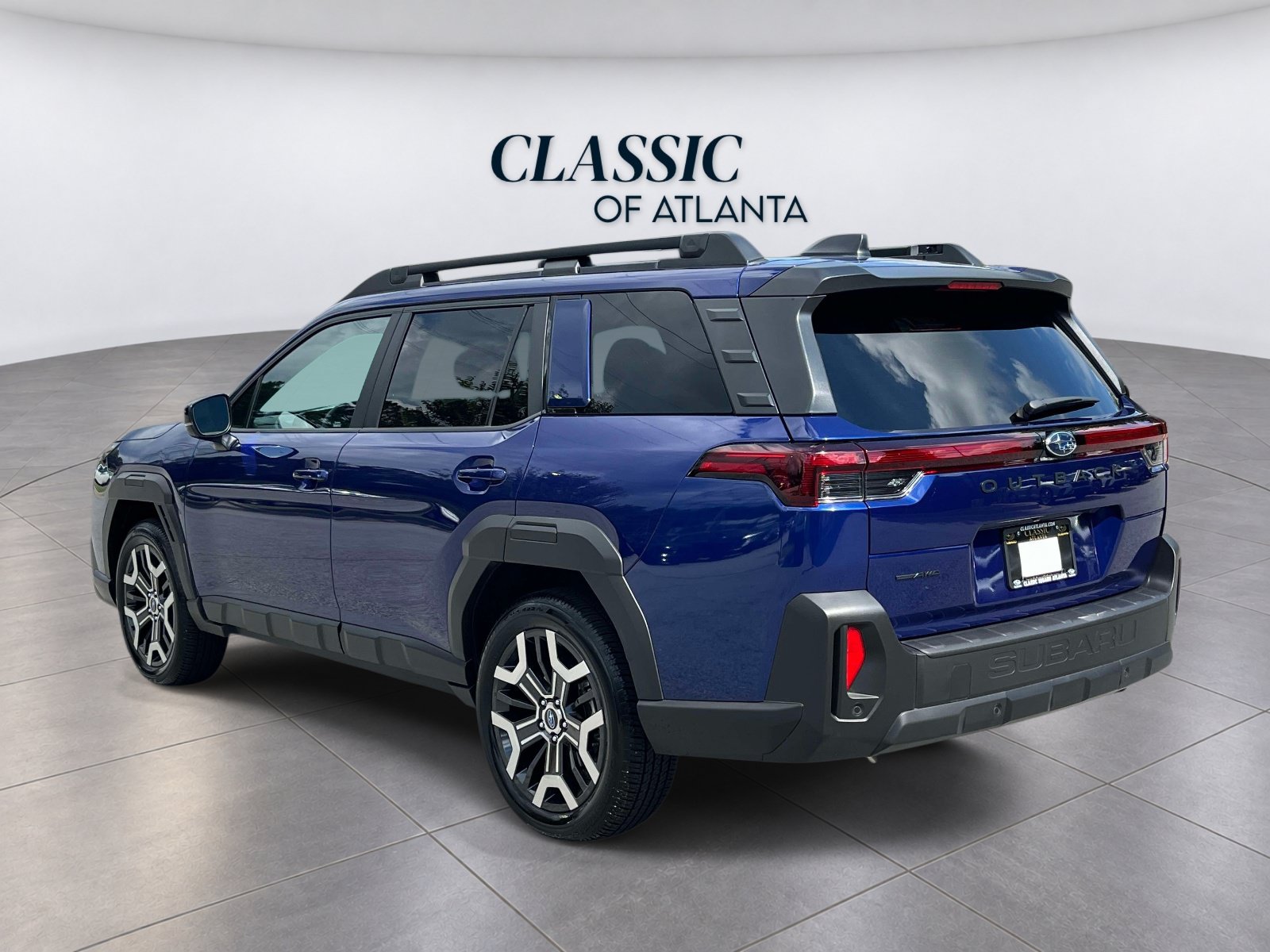 Used 2026 Subaru Outback Touring XT AWD/4WD image 3