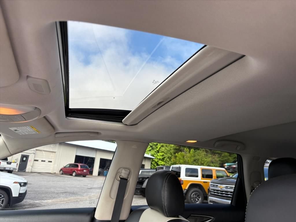 Used 2020 INFINITI QX60 Signature Edition AWD/4WD image 12