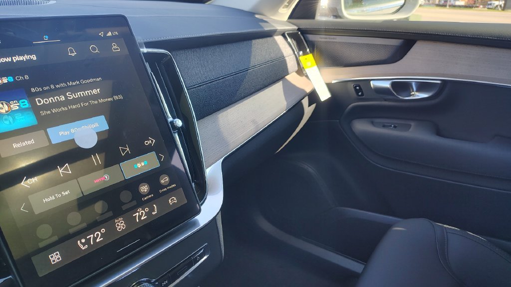 New 2026 Volvo XC90 B6 Plus AWD/4WD image 25