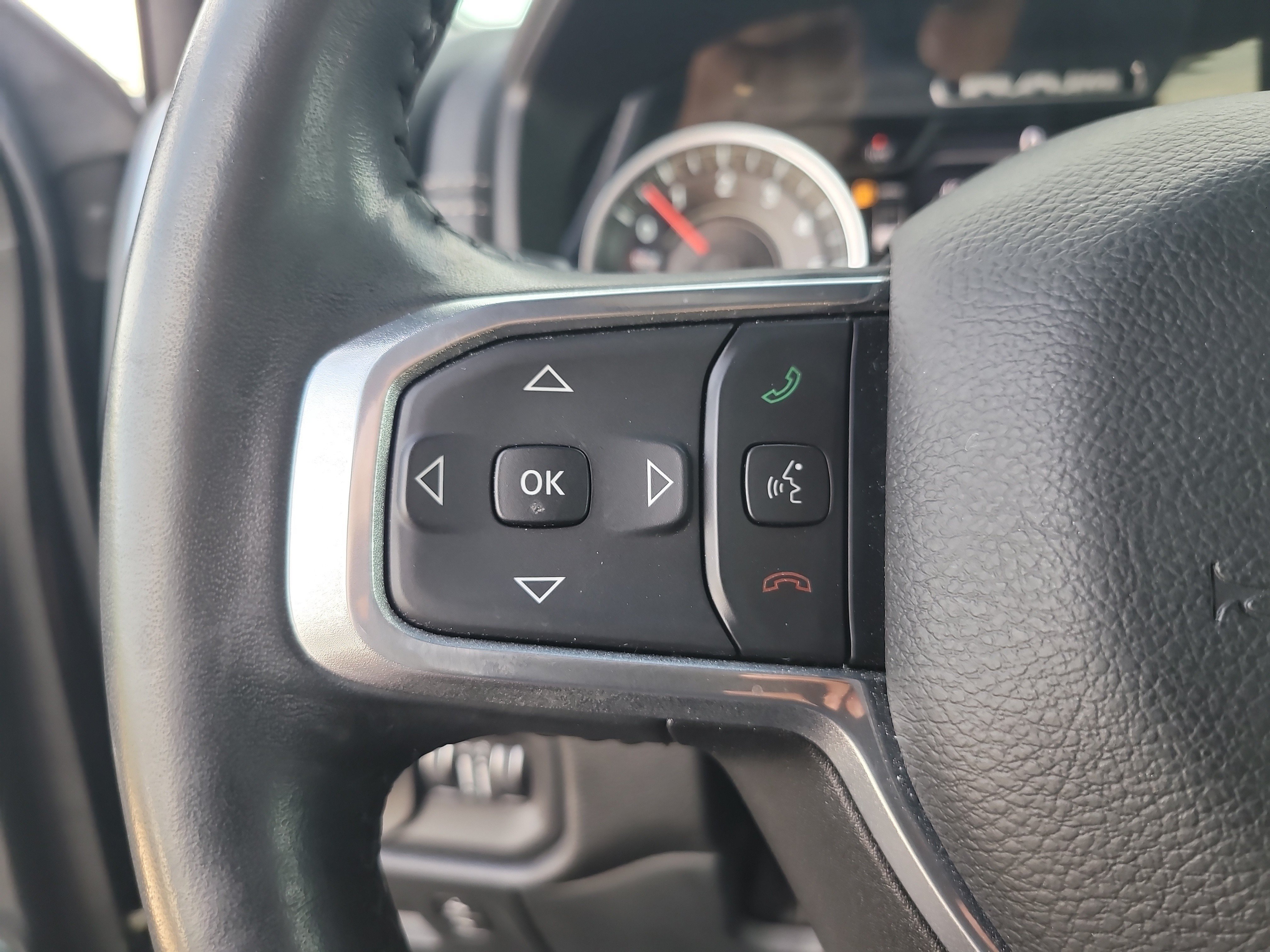 Used 2023 RAM 1500 Laramie AWD/4WD image 26