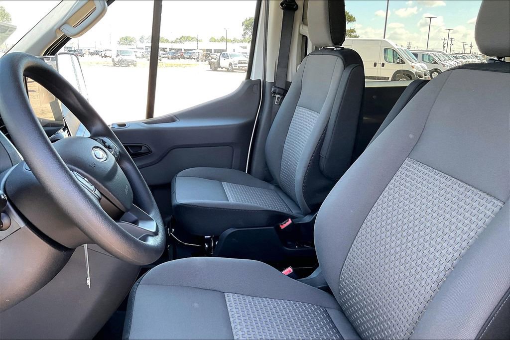 New 2025 Ford Transit 350 XLT image 8