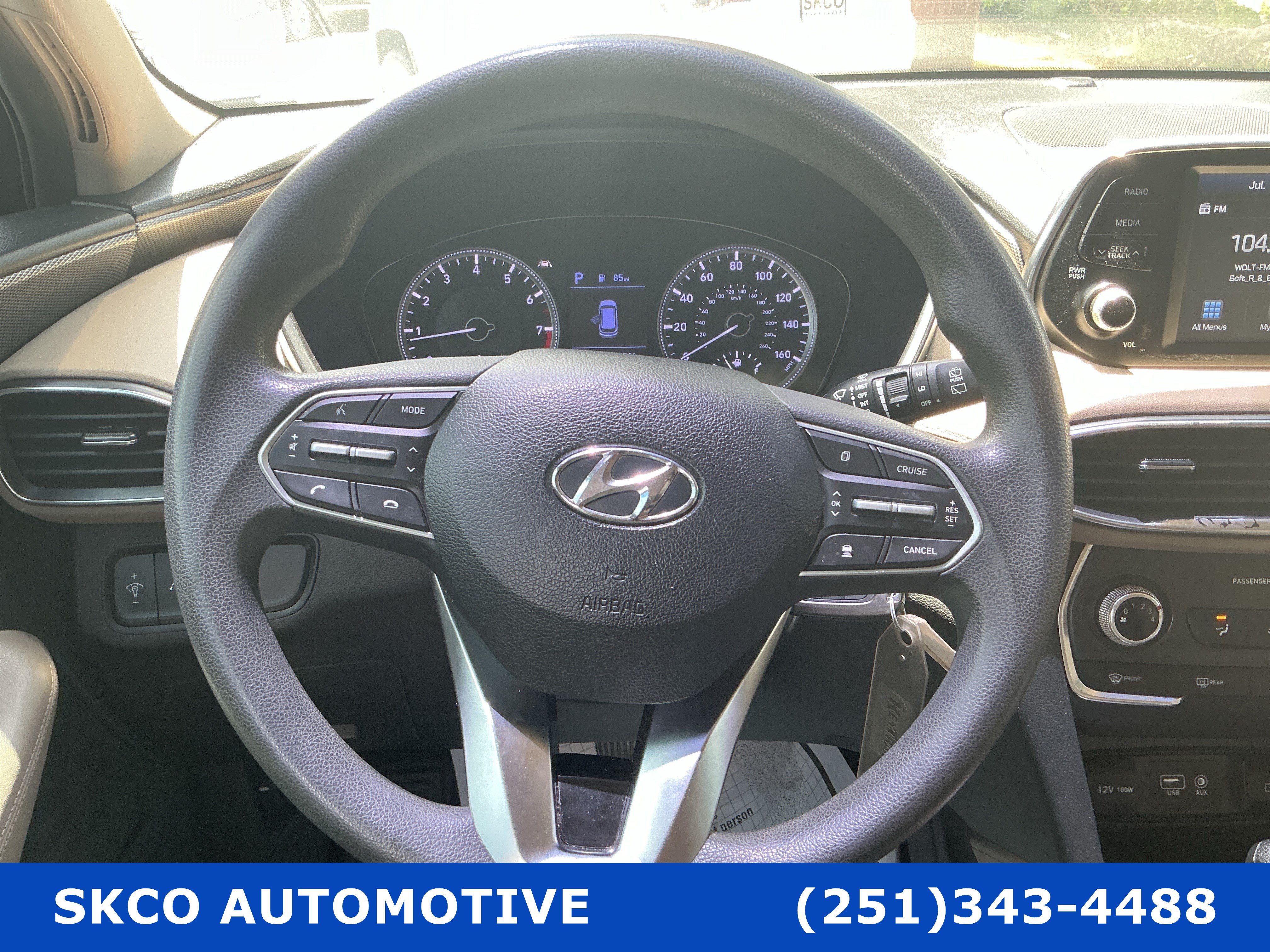 Used 2020 Hyundai Santa Fe SE FWD image 9