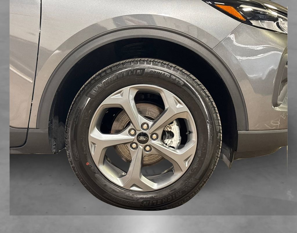 Certified 2025 Ford Escape ST-Line AWD/4WD image 19