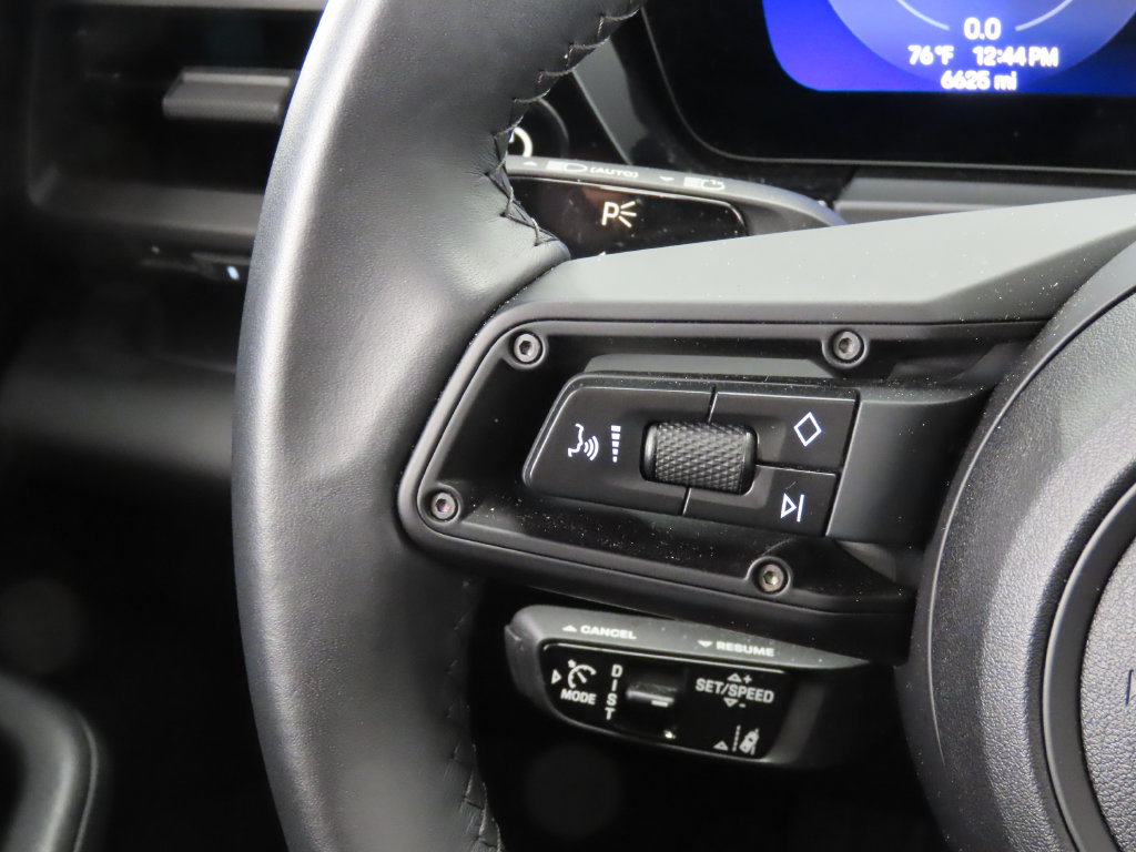 Certified 2025 Porsche Macan Electric w/ Premium Package RWD image 20