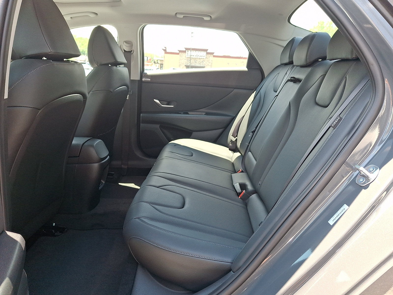 New 2026 Hyundai Elantra Limited FWD image 6