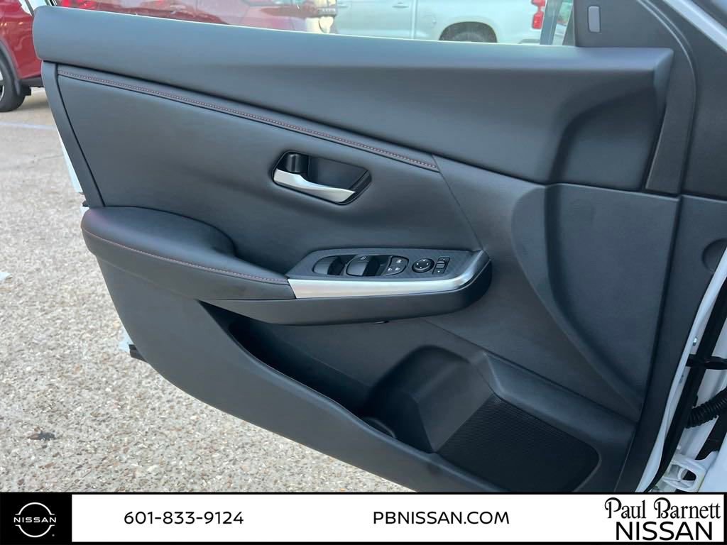 New 2025 Nissan Sentra SR image 19