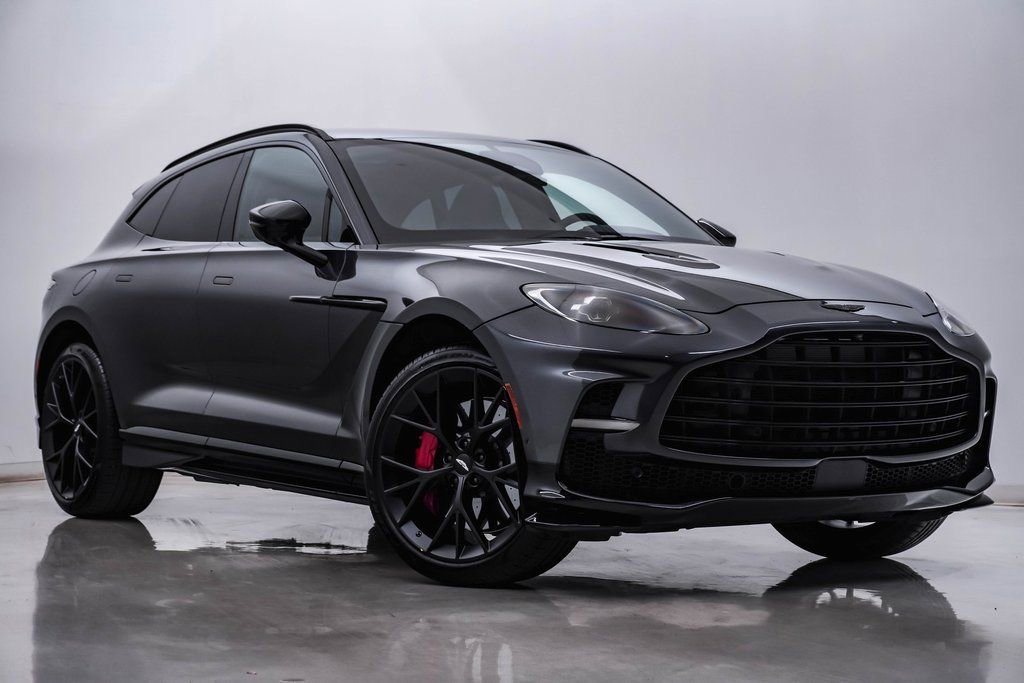 New 2026 Aston Martin DBX 707 image 1