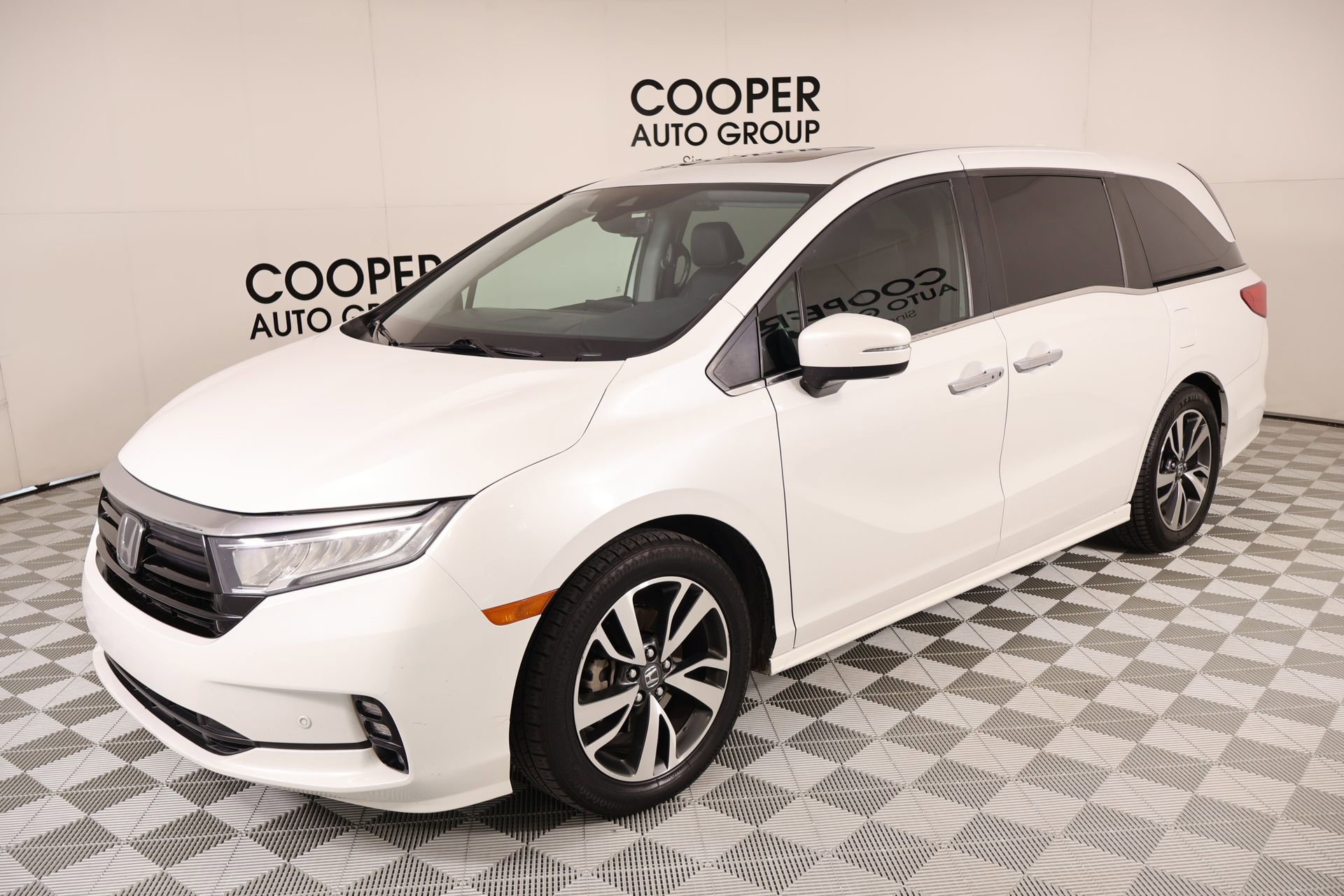 Used 2022 Honda Odyssey Touring image 10