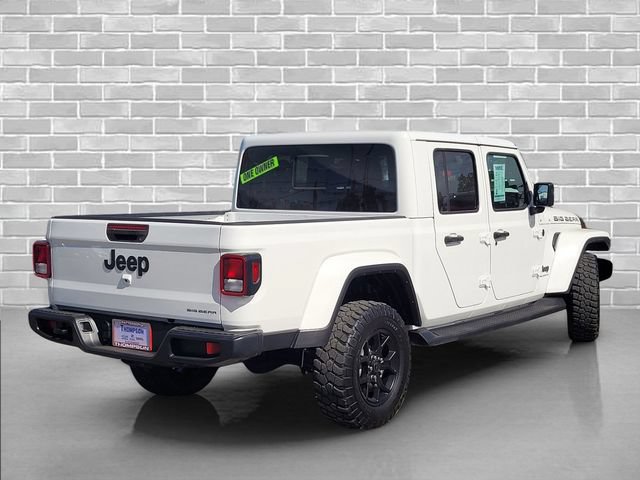 Used 2025 Jeep Gladiator Sport AWD/4WD image 6