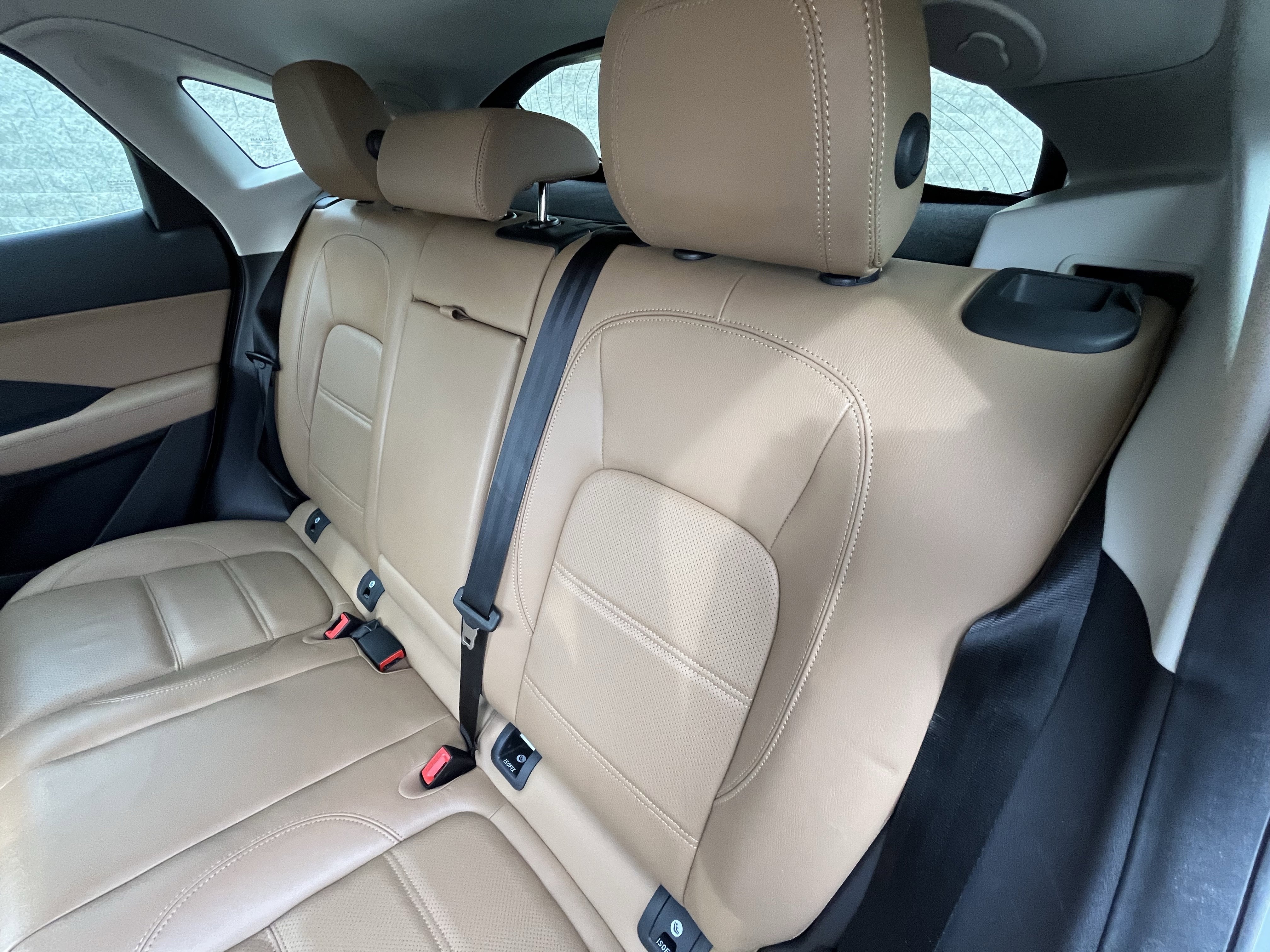 Used 2021 Jaguar E-PACE SE image 25