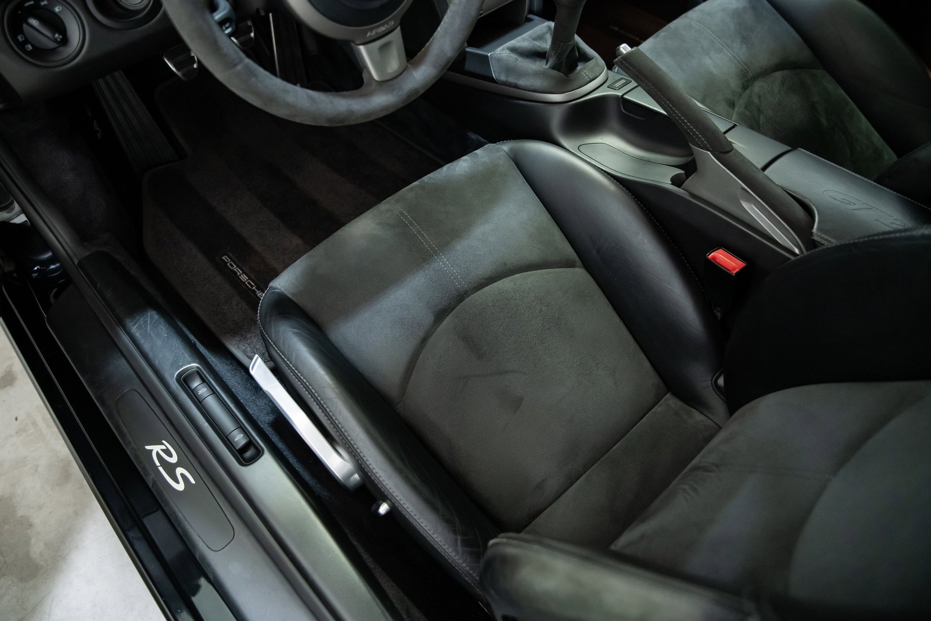 Used 2007 Porsche 911 GT3 RS image 14