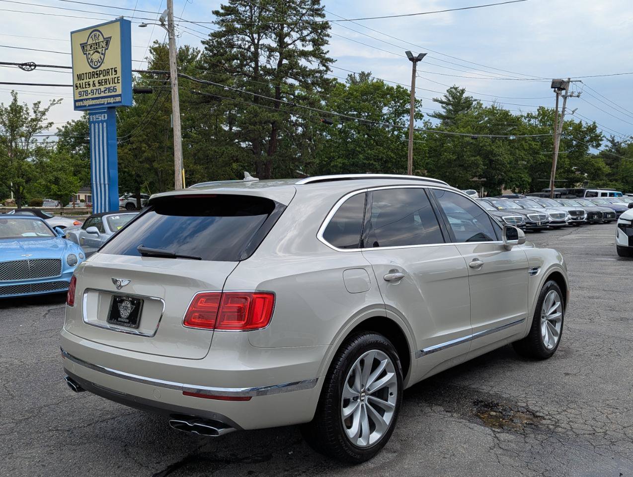 Used 2020 Bentley Bentayga AWD/4WD image 7