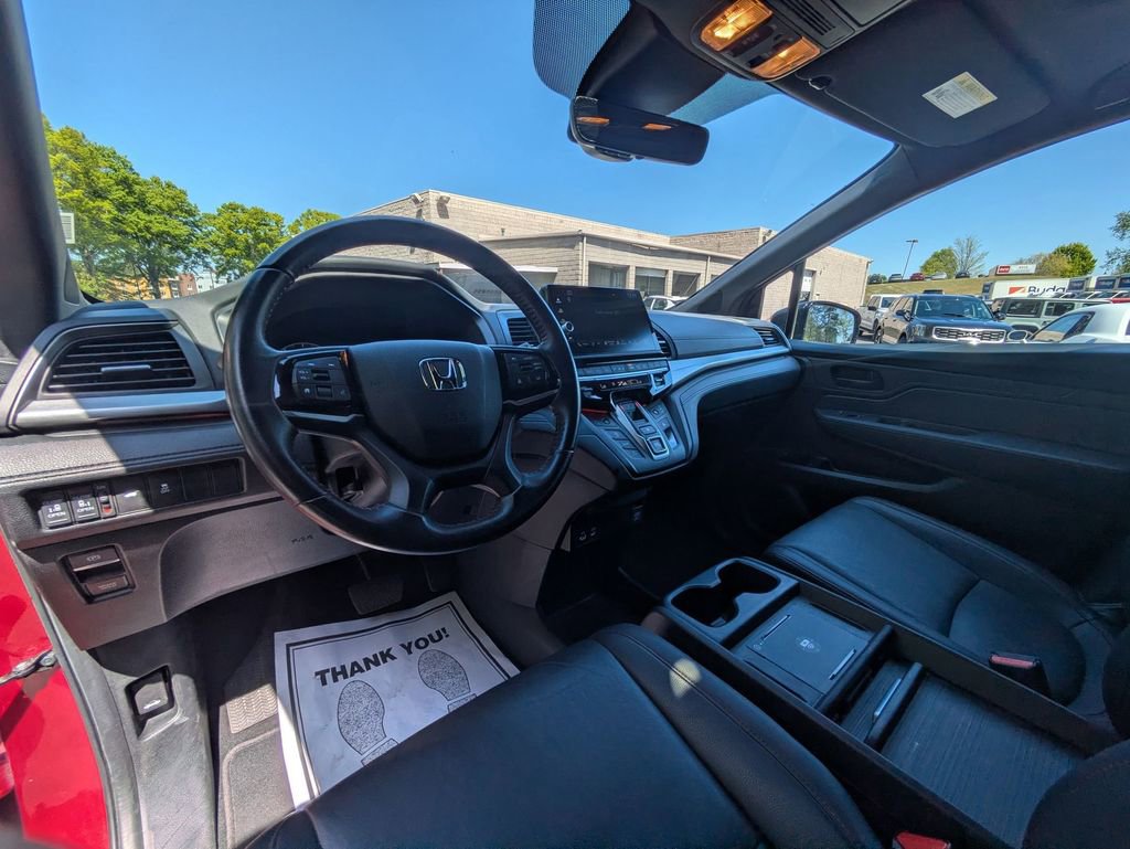 Used 2025 Honda Odyssey Sport-L image 15