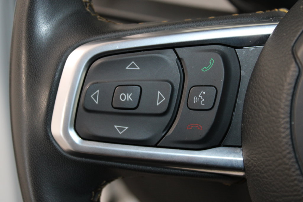 Used 2024 Jeep Wrangler Unlimited Sahara AWD/4WD image 33