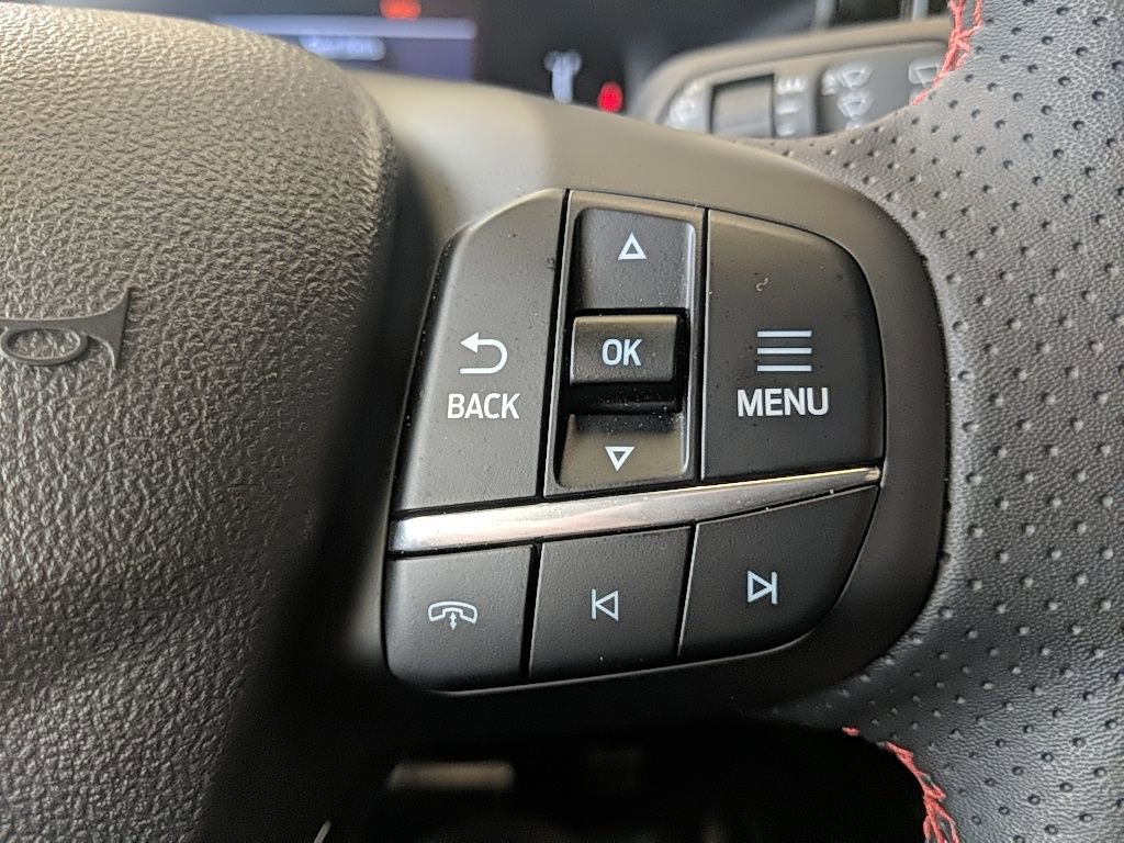 Used 2024 Ford Escape ST-Line w/ Tech Pack #1 image 17