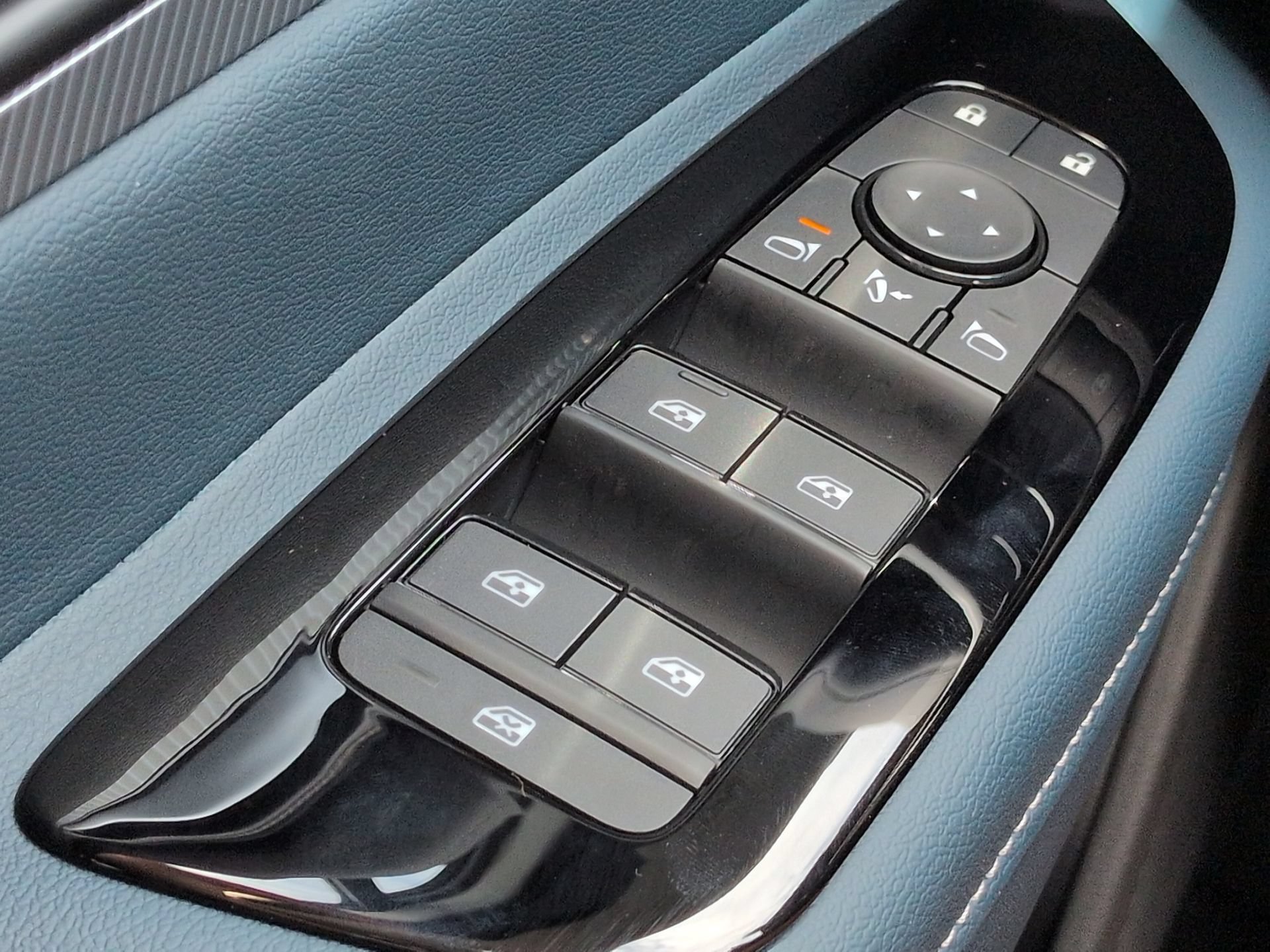 New 2026 Nissan Murano Platinum w/ Cargo Package AWD/4WD image 27