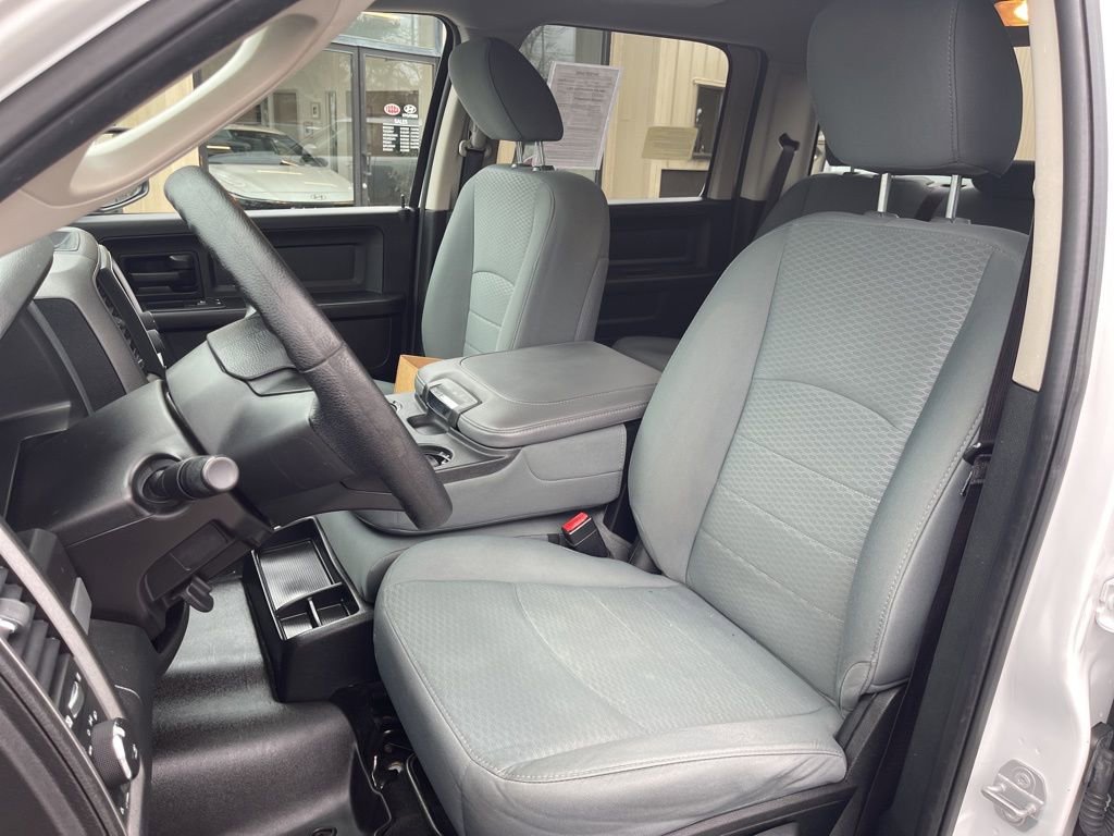 Used 2017 RAM 1500 Express image 11