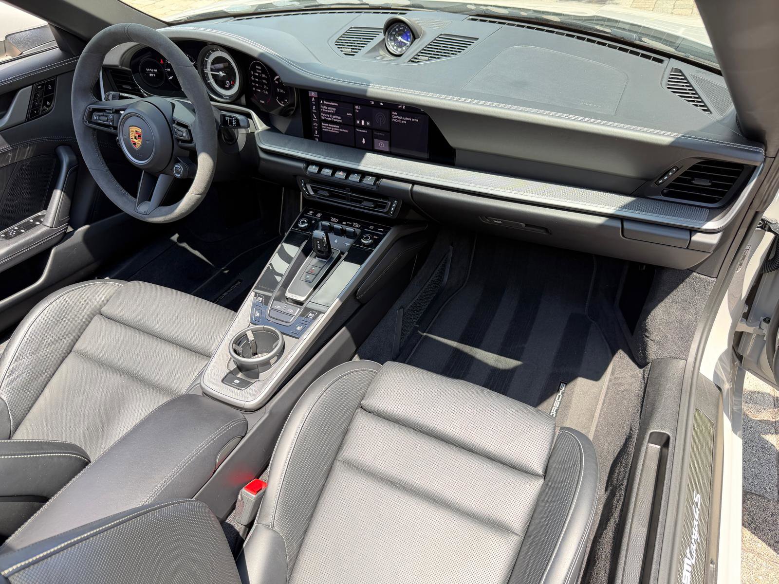 Used 2021 Porsche 911 Targa 4S w/ Premium Package AWD/4WD image 50