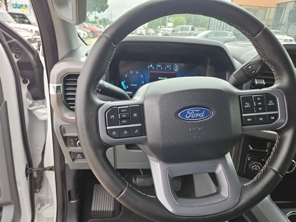 Used 2025 Ford F150 XLT w/ Equipment Group 301A Standard AWD/4WD image 18