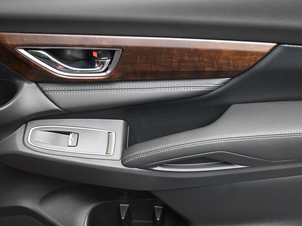 New 2025 Subaru Ascent Touring w/ Popular Package #2 image 14