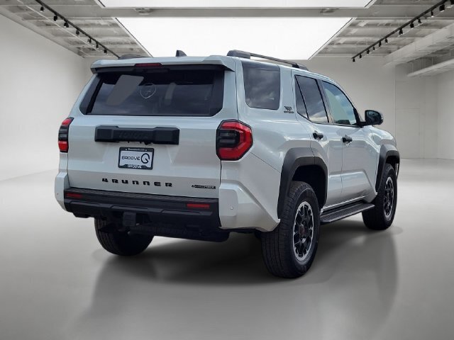 New 2026 Toyota 4Runner TRD Off-Road Premium AWD/4WD image 5
