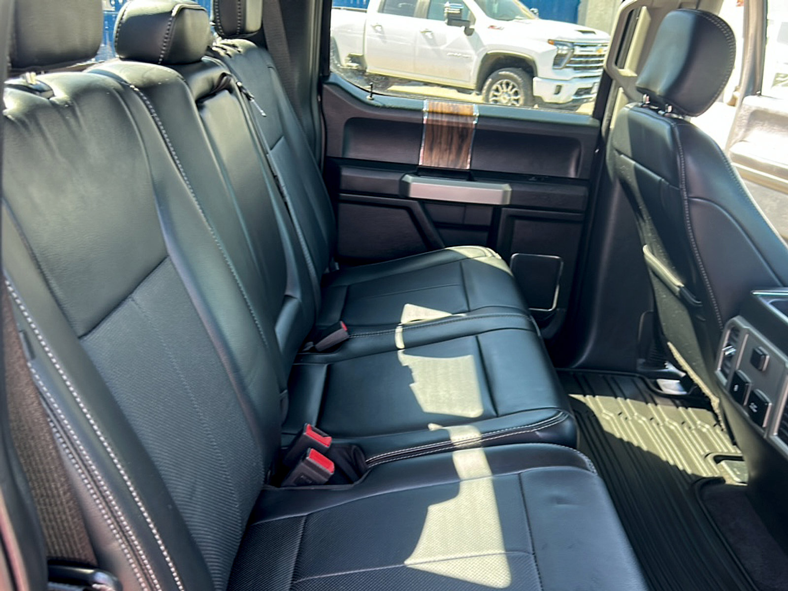 Used 2019 Ford F150 Lariat w/ Max Trailer Tow Package AWD/4WD image 27
