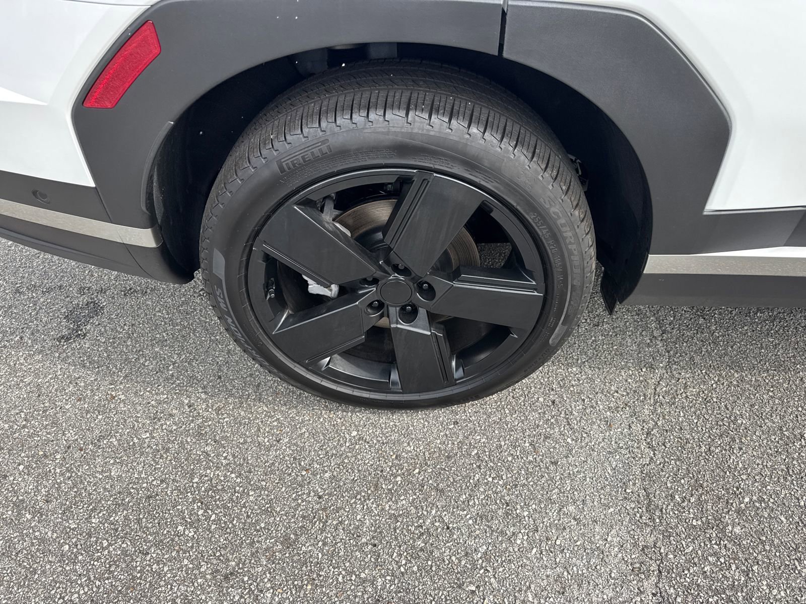 Used 2025 Hyundai Santa Fe Limited image 17