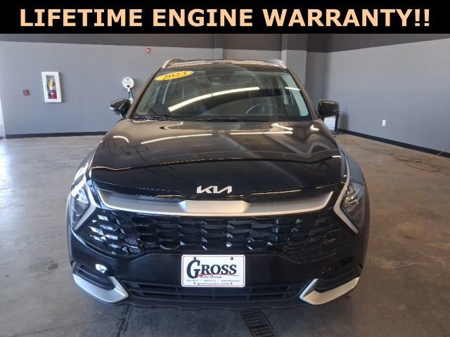 Used 2023 Kia Sportage EX image 3