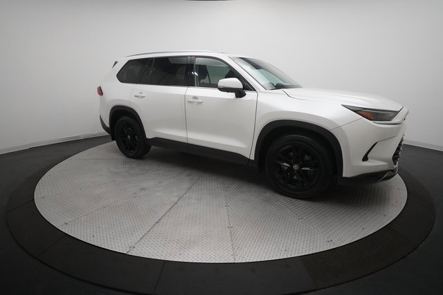 Used 2024 Toyota Grand Highlander Limited image 13