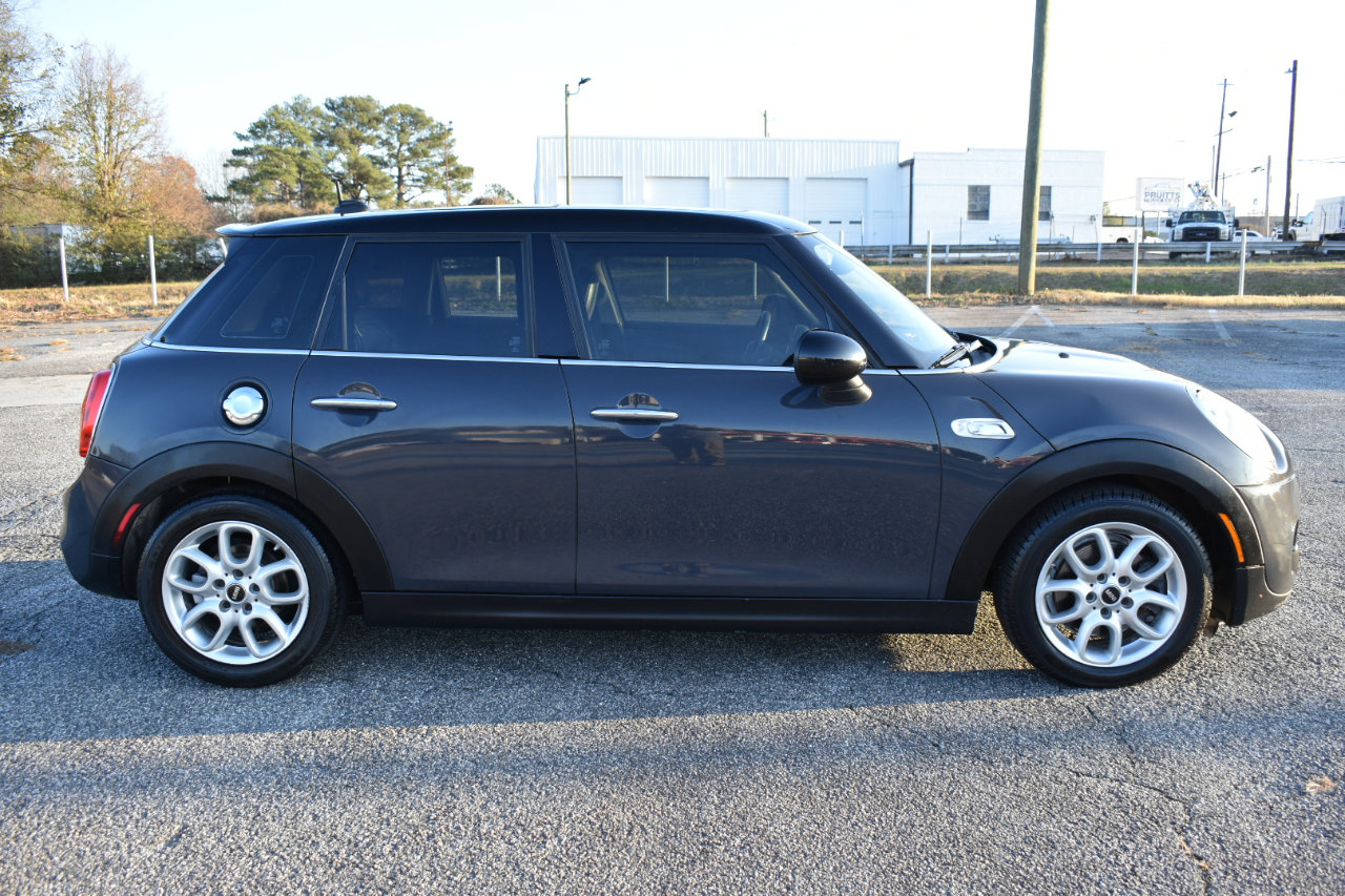 Used 2015 MINI Cooper S image 5