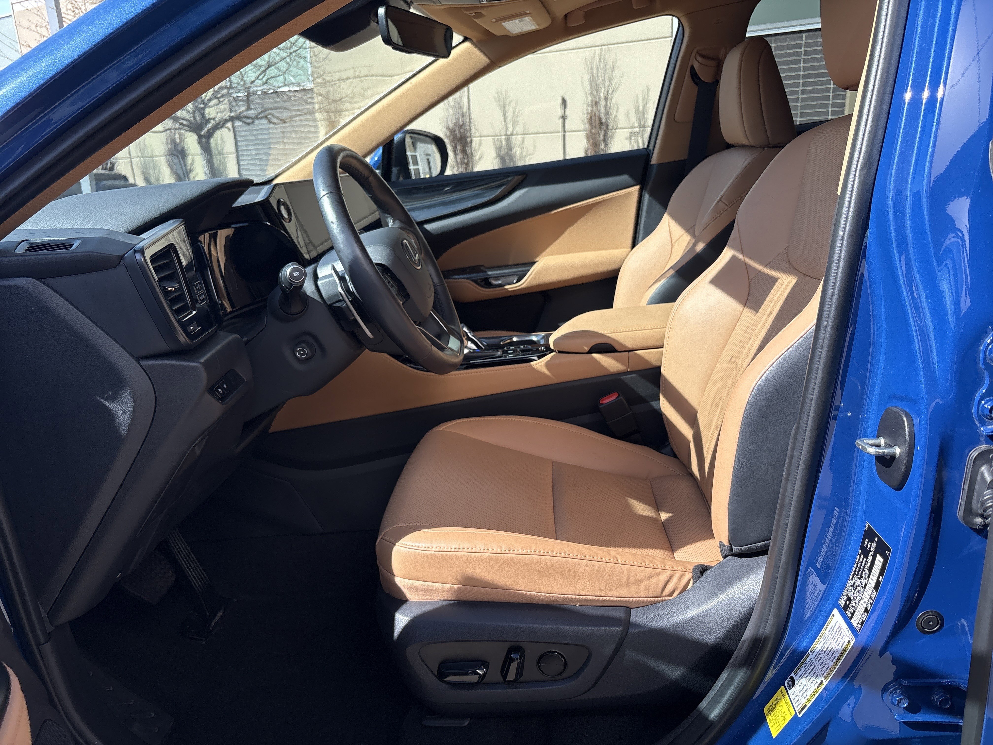 Used 2025 Lexus NX 350 AWD w/ Premium Package image 16