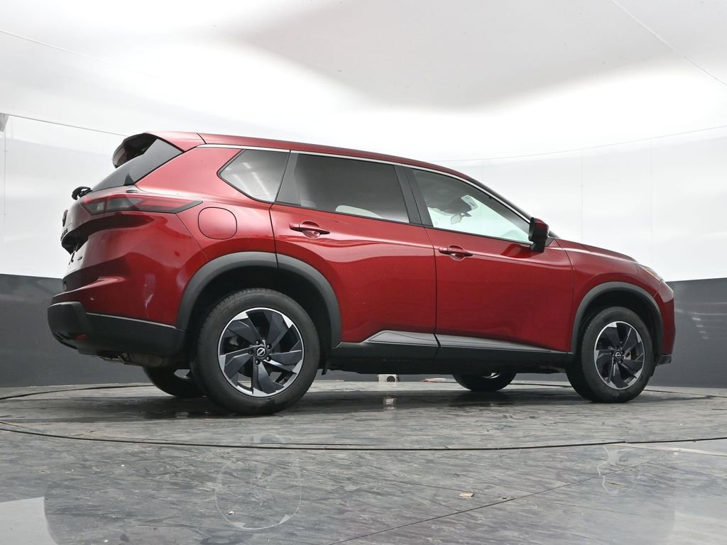 Used 2025 Nissan Rogue SV AWD/4WD image 42