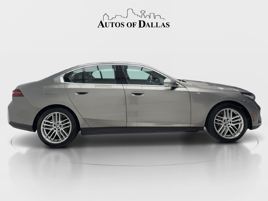 Used 2024 BMW 530i w/ Premium Package RWD image 7