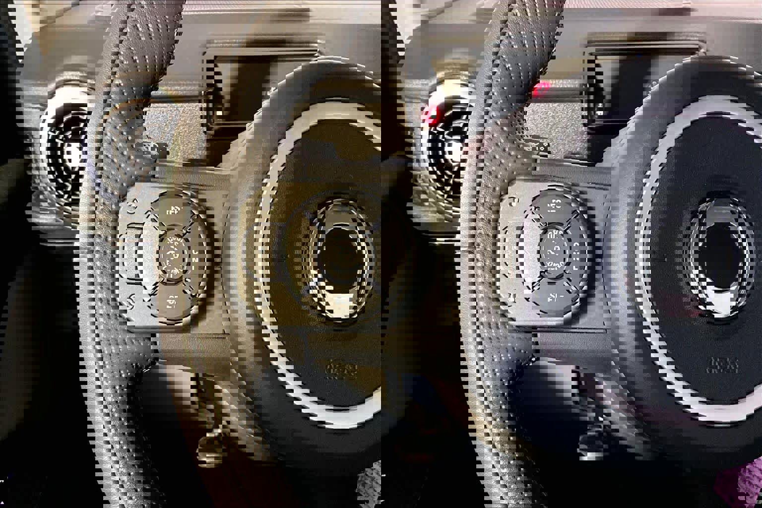 Used 2025 INEOS Grenadier image 24