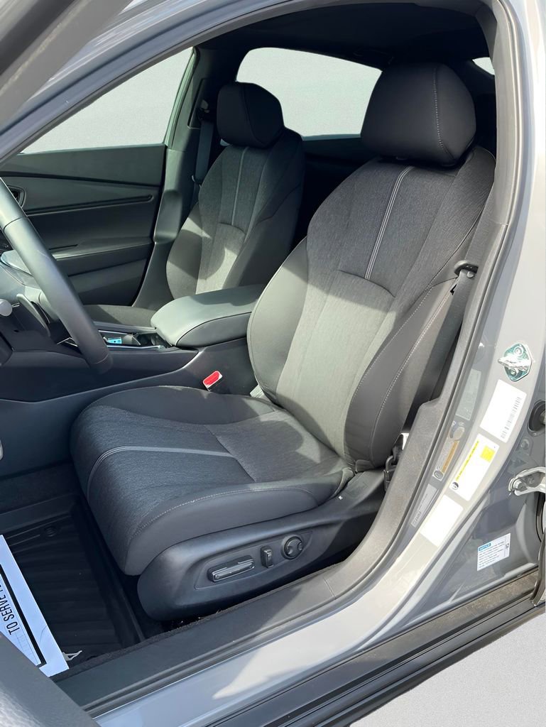 Certified 2025 Honda Accord Sport image 26