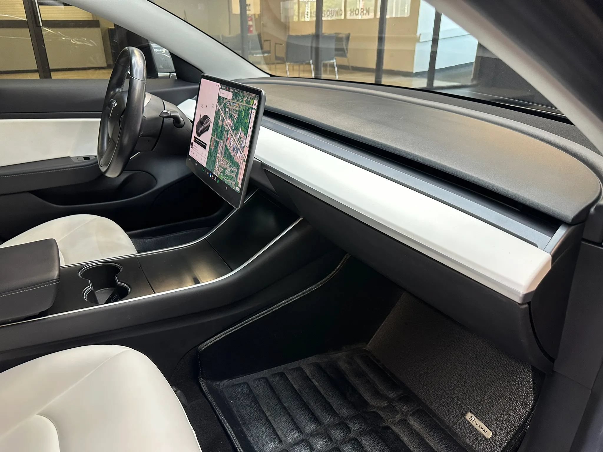 Used 2018 Tesla Model 3 Long Range AWD/4WD image 31