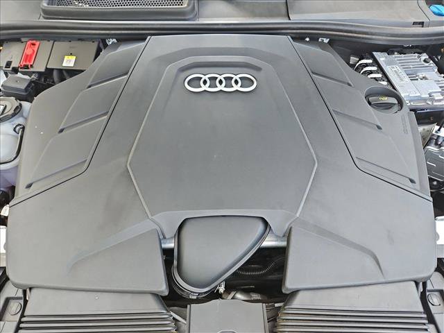 Used 2025 Audi Q8 Premium Plus AWD/4WD image 27