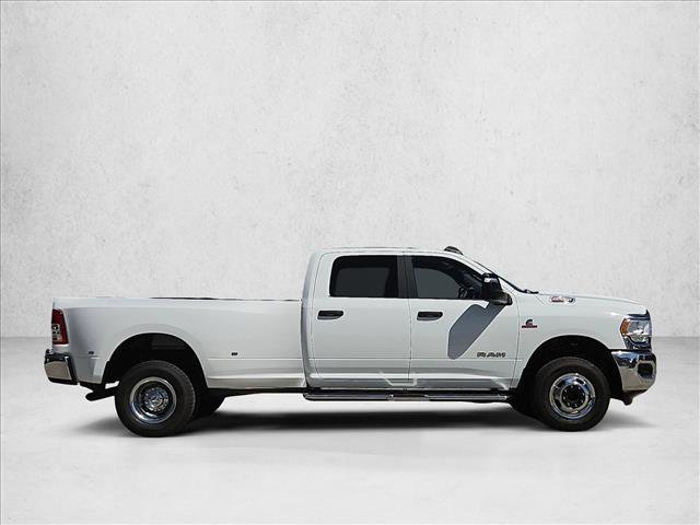 Used 2024 RAM 3500 Big Horn image 4