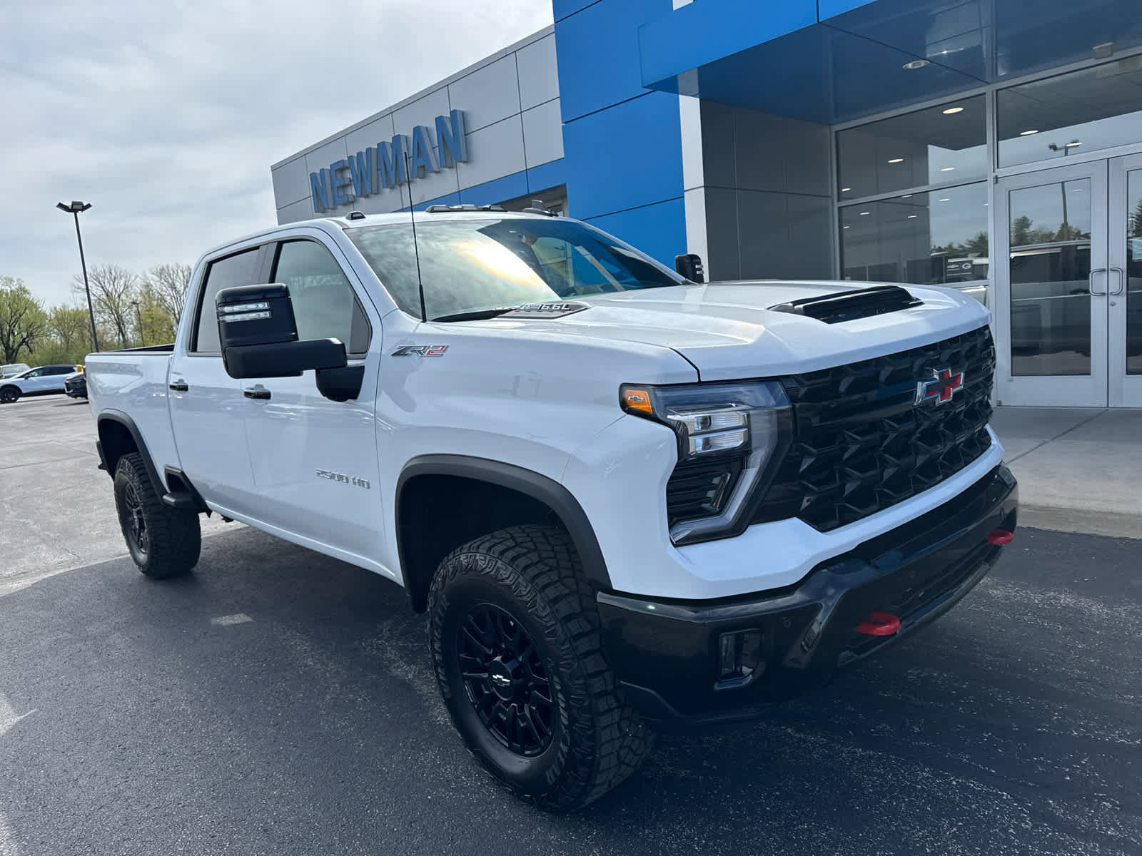 Used 2026 Chevrolet Silverado 2500 ZR2 AWD/4WD image 1