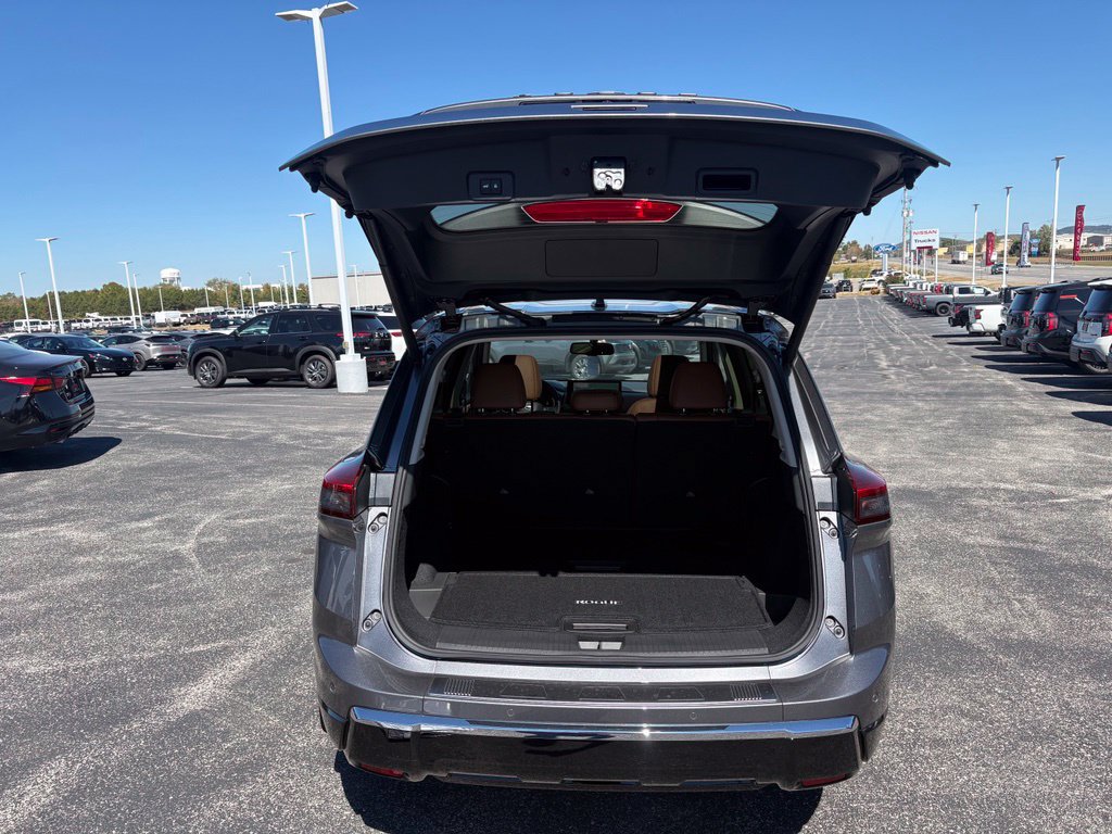 New 2026 Nissan Rogue Platinum AWD/4WD image 13