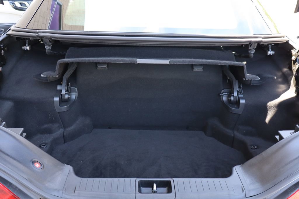 Used 2017 Mercedes-Benz SL 550 image 31